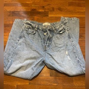 Stradivarius Button-Fly Mom Jean